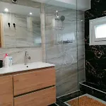 Pres De L'aeroport De Quarto em Acomodações Particulares *