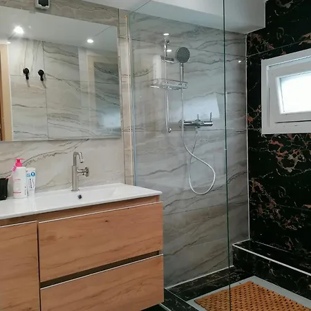 Près De L'aéroport De Alloggio in famiglia *