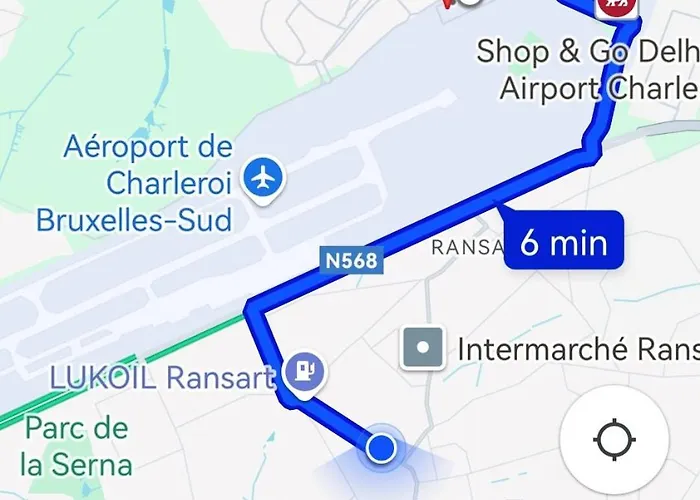 Pres De L'aeroport De * שרלרואה